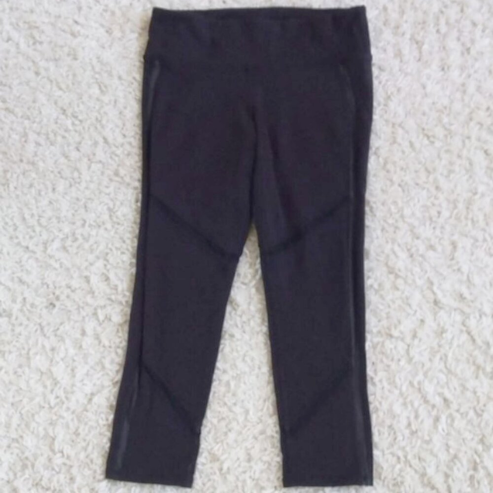 Black Alo Yoga leggings with Mesh detail